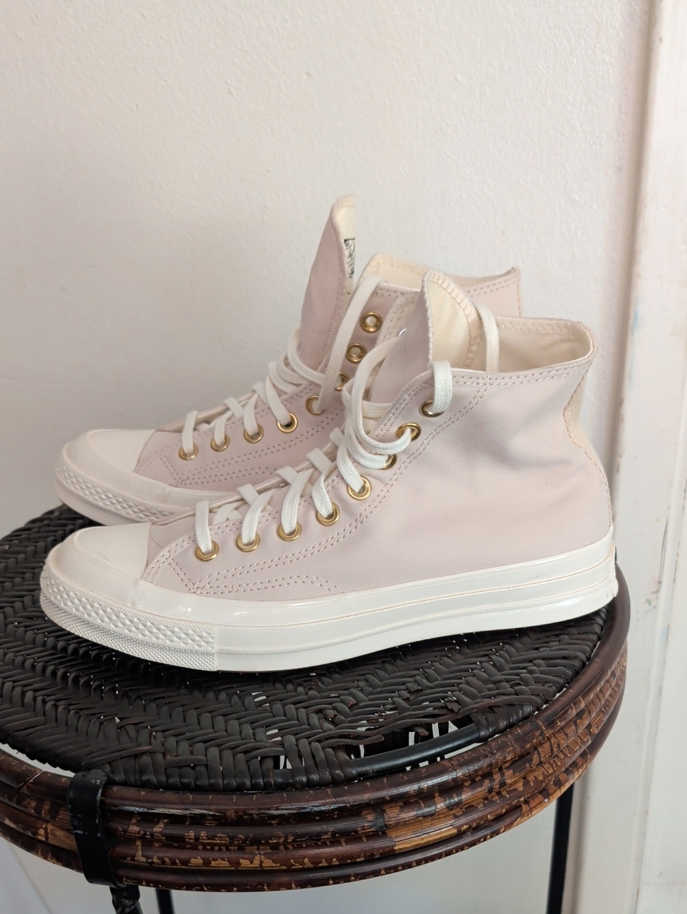 Converse Metallic Patch Women Shoes Size 9